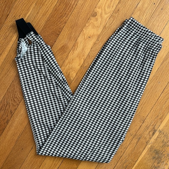 Vintage Pants - 80s Vintage Stirrup Leggings Black & White Checker Herringbone Cotton Blend